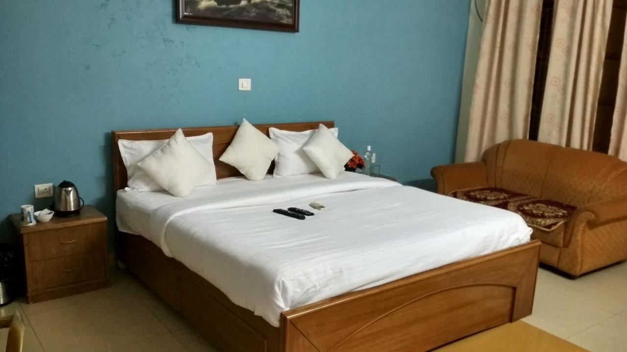 The See Some Bed & Breakfast Rishikesh Exterior photo